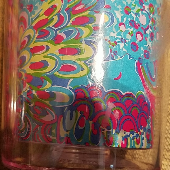 Lot Of 2 Lilly Pulitzer Travel Tumbler Cups - Picture 3 of 3